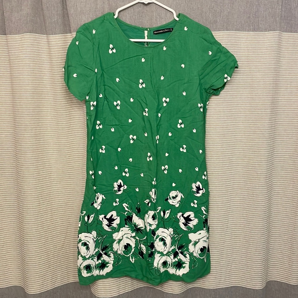 Abercrombie and Fitch green floral dress small